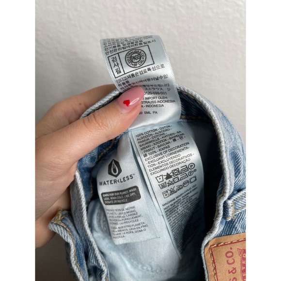 Levis 94 Baggy Light Wash Blue Straight Wide Leg Jeans 100 Cotton Womens 24 - Picture 5 of 5